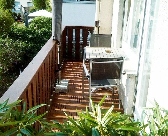 Blick auf den Balkon vom Doppelzimmer